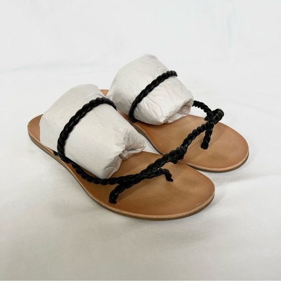 Dolce Vita Dexla Sandals - Picture 2 of 10